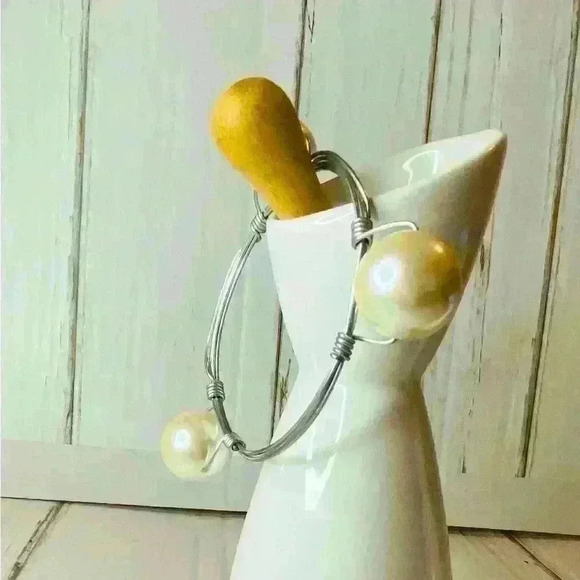 Jewelry - Fashion Jewelry Bangle Bracelet